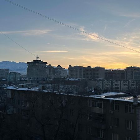 1-Room Apart. 21 On Usenbaeva 52 Near Eurasia Shopping Center بيشكيك المظهر الخارجي الصورة